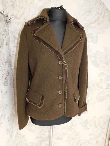 Luxusny vlneny blejzer, 40