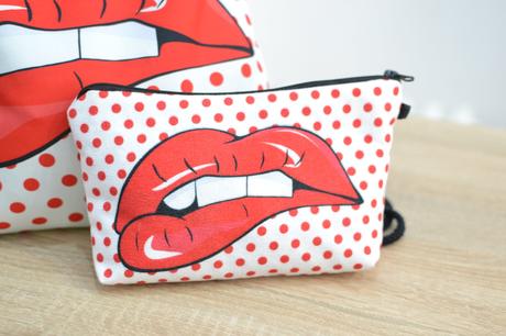 Batoh s kozmetickou taštičkou, 