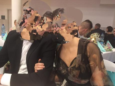 Krásne plesové šaty, 38