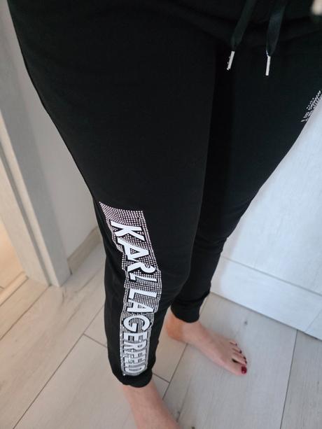 Teplakova suprava karl lagerfeld, l