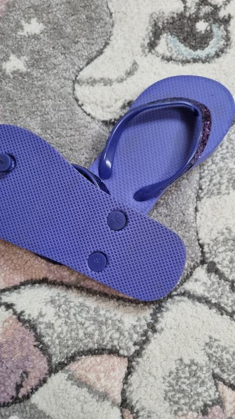 B3182 žabky, gap,28