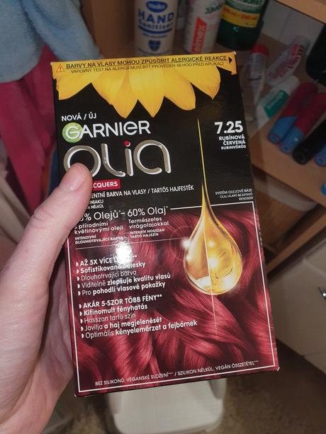 Farba na vlasy olia, 