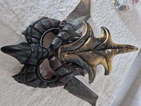 Maska na tvar karnevalova,