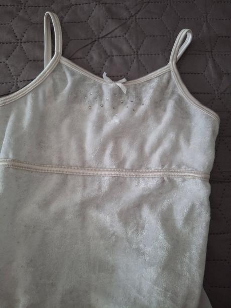 Gymnastiky ubor, 134