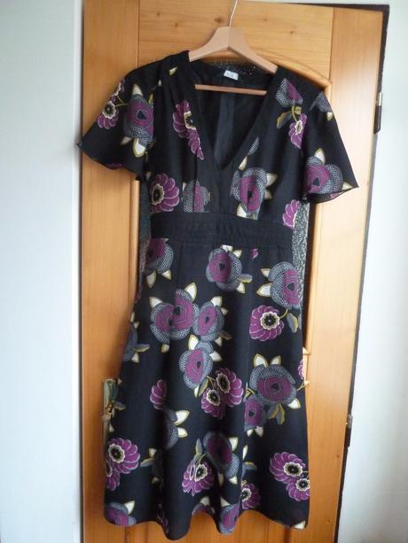 Saty kvetinove podsite oblecene 1x, f&f,40