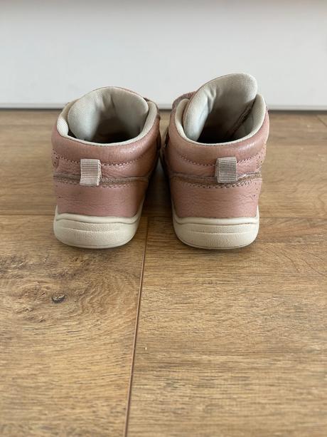 Dievčenské topánky, protetika,24