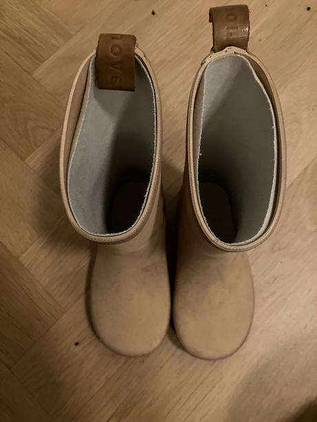 Gumáky move by melton, 24