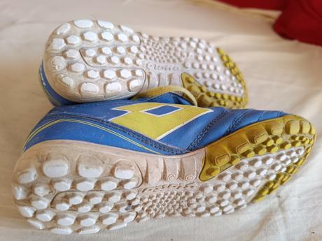 Kopačky turfy/ lotto, 33