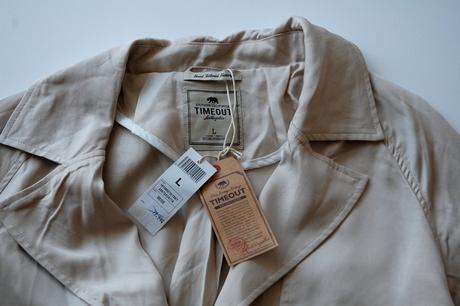 Štýlový béžový trenčkot, timeout,l