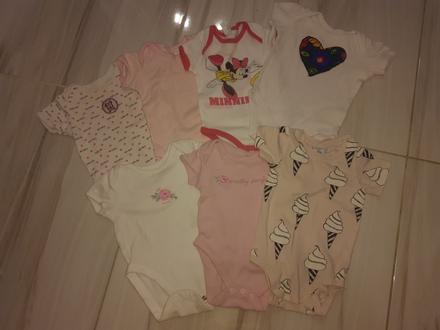 7x detské body s krátkym rukávom, 50–62