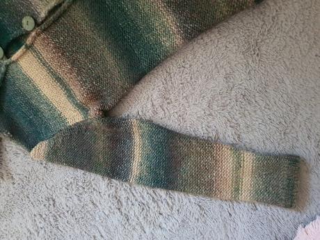 Úžasný svetrík 146, 146