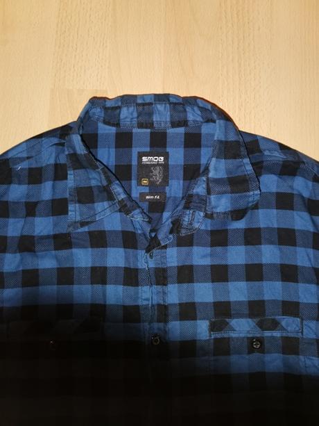 Tmavomodra kosela kocka, new yorker,m