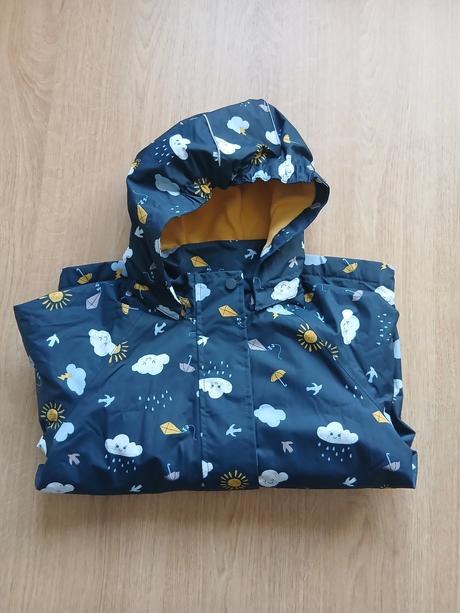 Nepremokavá bunda, tchibo,128