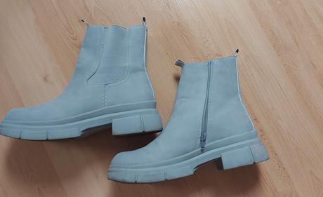 Členkové čižmy, 39