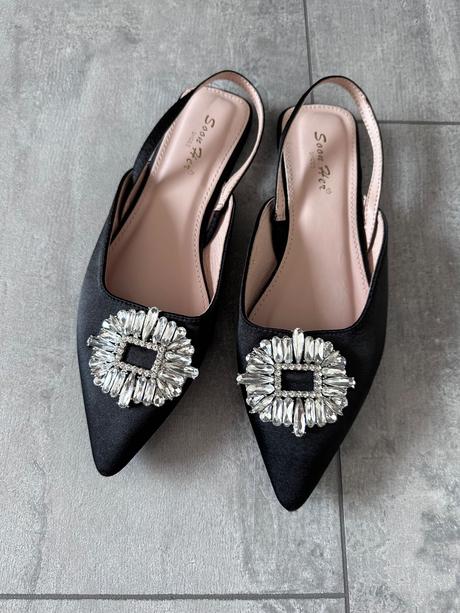 Elegantné balerínky, 38