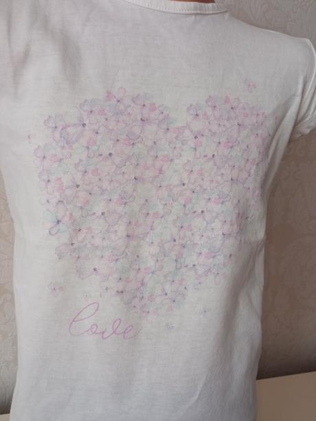 Dievčenské biele kvetované tričko (8-9r.), 134