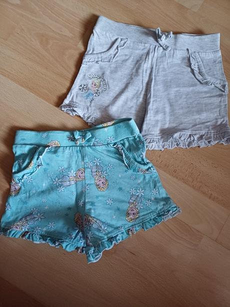 2x frozen šortky, 104