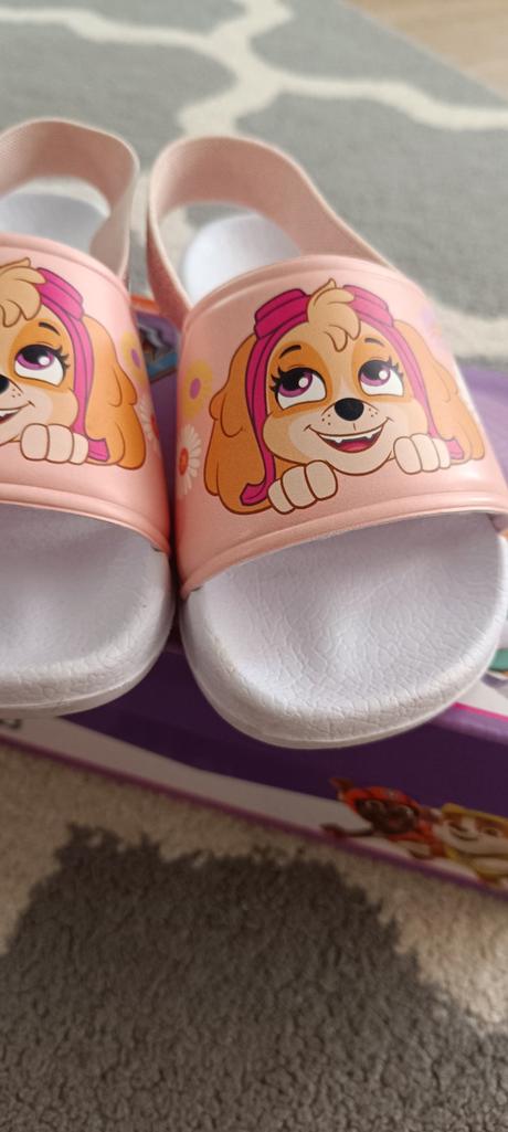 Krasne ako nove slapky 28, 28