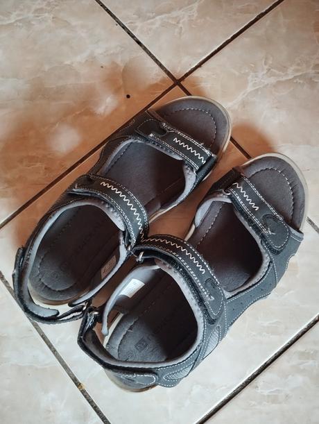 Pánske sandále -nove, 43