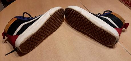 Predám členkové botasky vans  of the wall veľ.38,5, vans,38