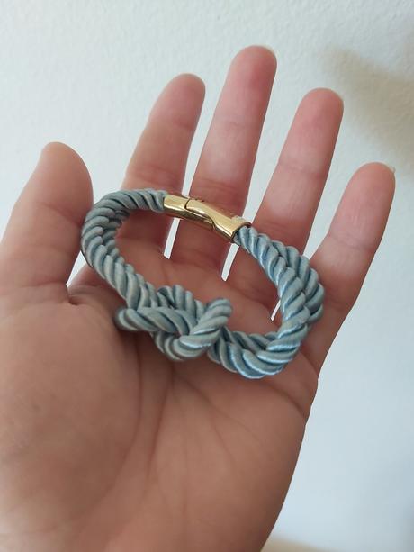 Náramok leo mazzotti., 