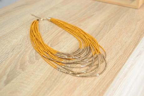 Žlto-zlatý korálkový náhrdelník, h&m