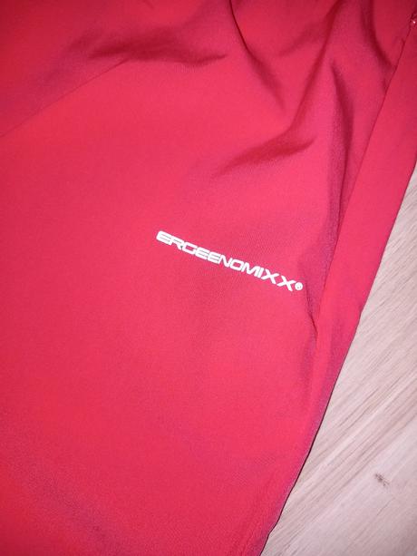 Športové trištvrťáky, 38 / m