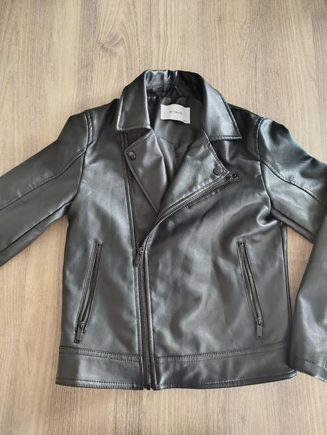 Kozenkova bunda, reserved,140