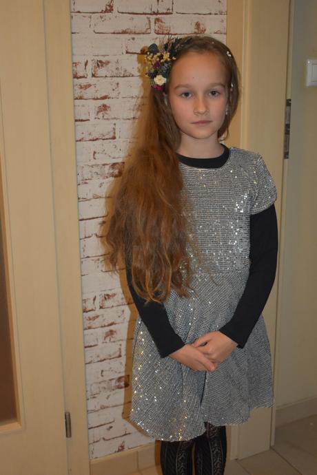 Flitrové šatky značky kiabi ., 128