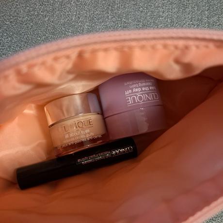 Clinique očné krémy a špirála, 