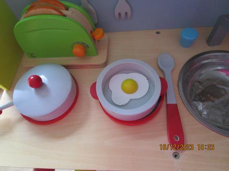 Detská drevená kuchynka janod s príslušenstvom, 