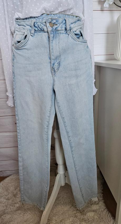 Pekné modré rifle, 36