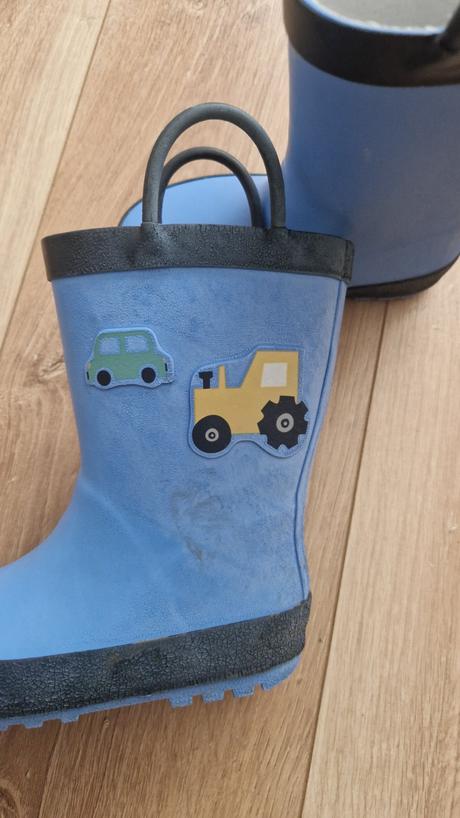 Gumáky veľ. 25, lupilu,25