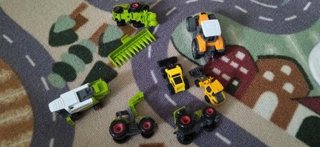 Polnohospodarske autíčka,