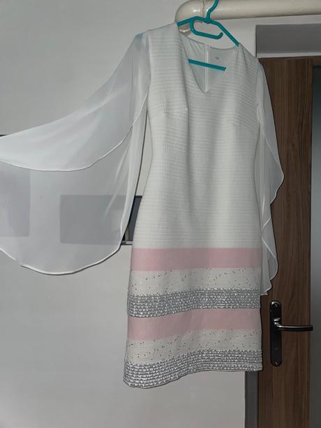 Nádherne spoločenské  saty, 36