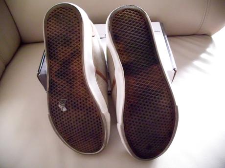 Uni slip on, 36