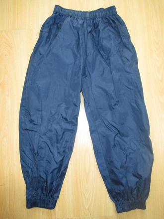 Sustakove nohavice, 116