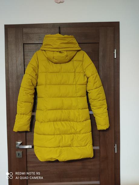 Dievčenska bunda, s