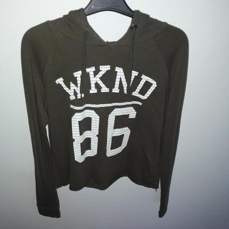 Olivová mikina, 158