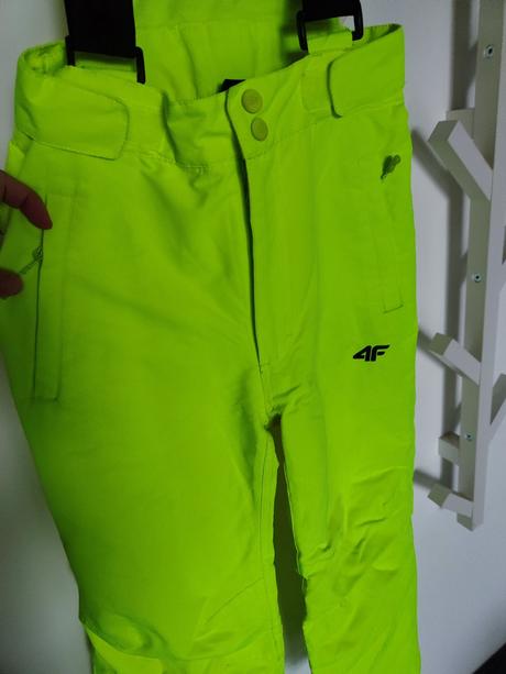 Značkové oteplovacky 4f, 140