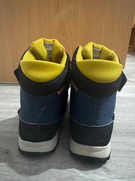Adidas zimné čižmy, adidas,32