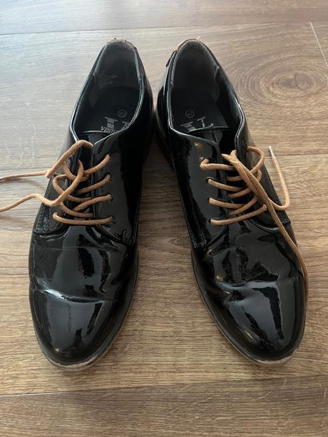 Lakované topánky na šnúrky, 40