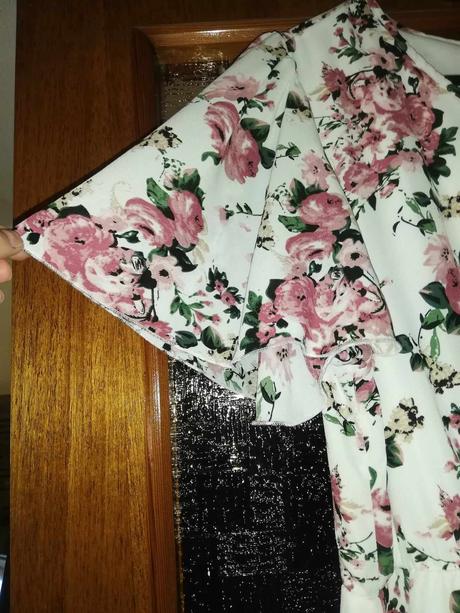 Letné šaty kvetované, 40