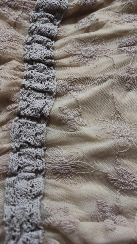 Šaty s čipkou l/xl, only,l