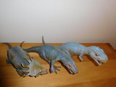 3 veľké dinosaury, 