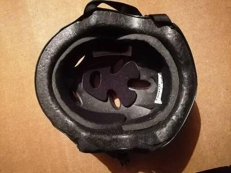 Prilba na bicykel, s