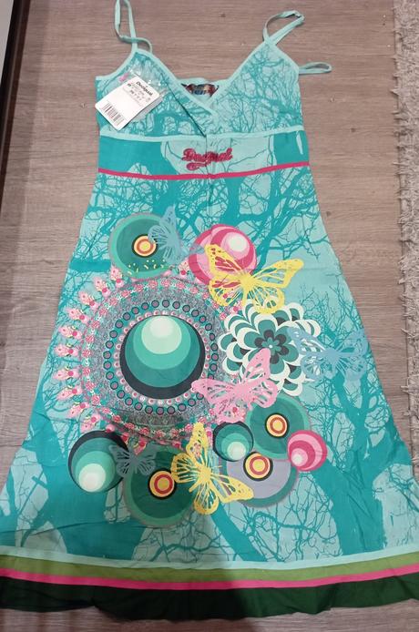 Prekrásne šaty desigual, luxusné, desigual,36