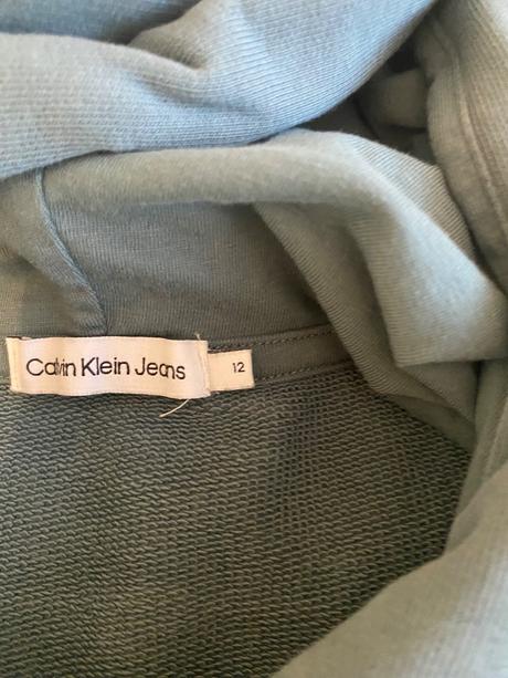 Mikina cena s poštou, calvin klein,152