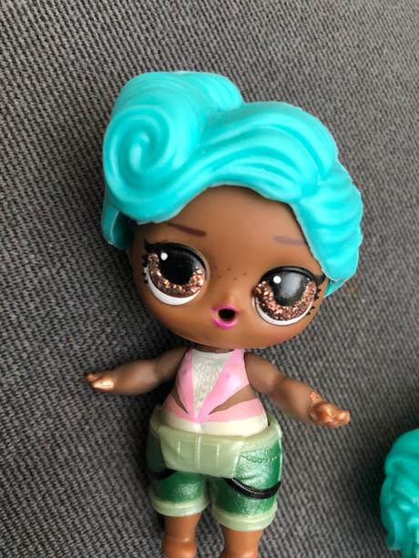 Lol bábika trblietavá,