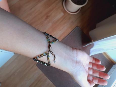 Sada náramok a náušnice,